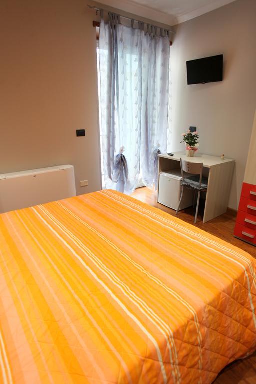 B&B Margherita Cosenza Værelse billede